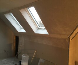 installing house window